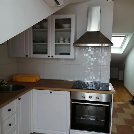 Apartman Lina